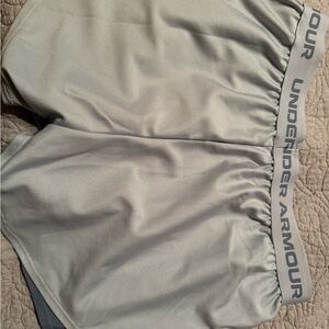 Under Armour Women’s Gray Shorts